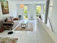 KT92612_Wohnzimmer OG_Blick zum Fenster