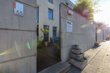 Einzigartiger Lebensraum in einem Atelierhaus in zentraler & ruhiger Lage von Düsseldorf mit TG - 9219162_Haus Düsseldorf_Marcus Trapp Immobilien_52A4560 (19050)
