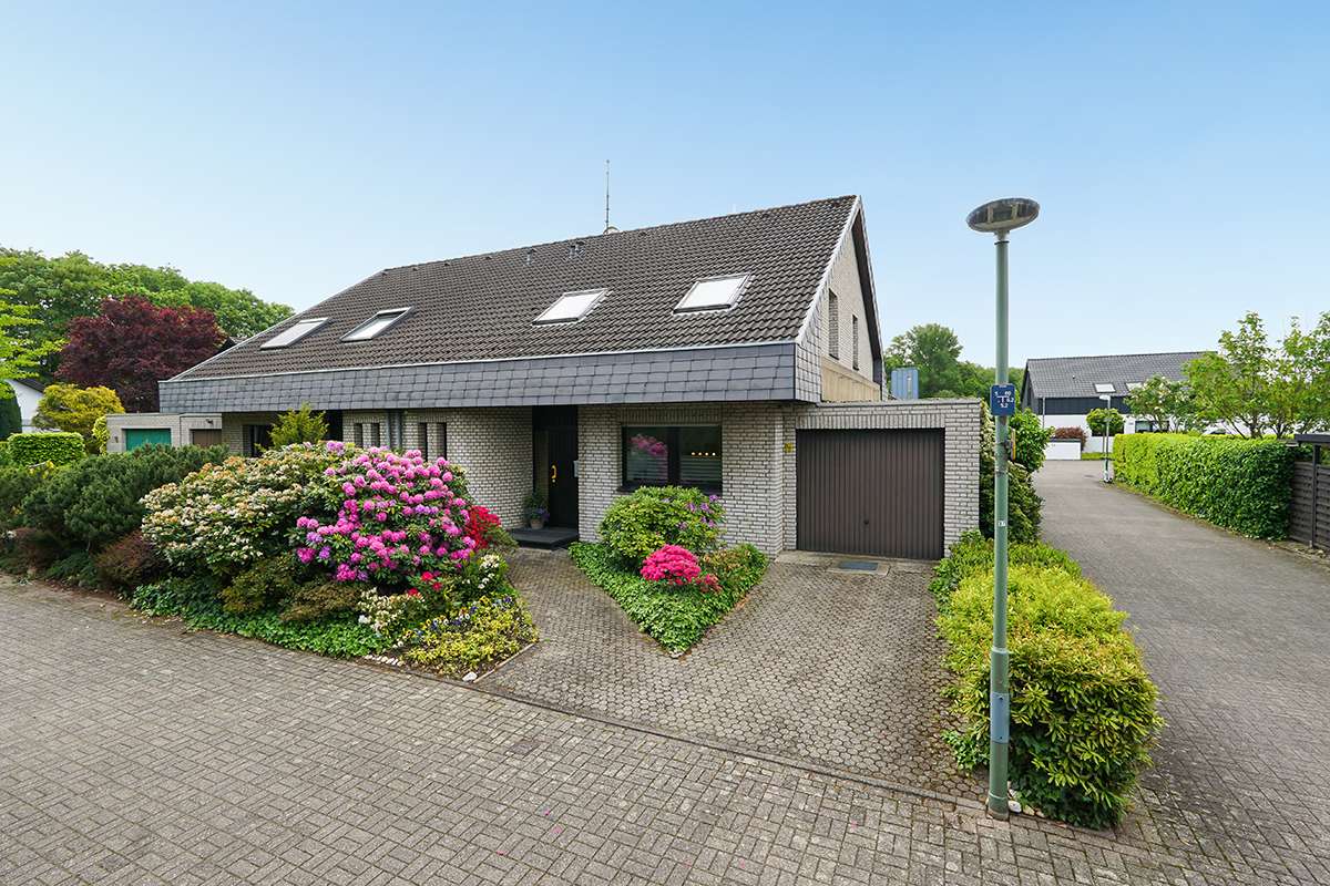 Haus Neuss_Marcus Trapp Immobilien 01