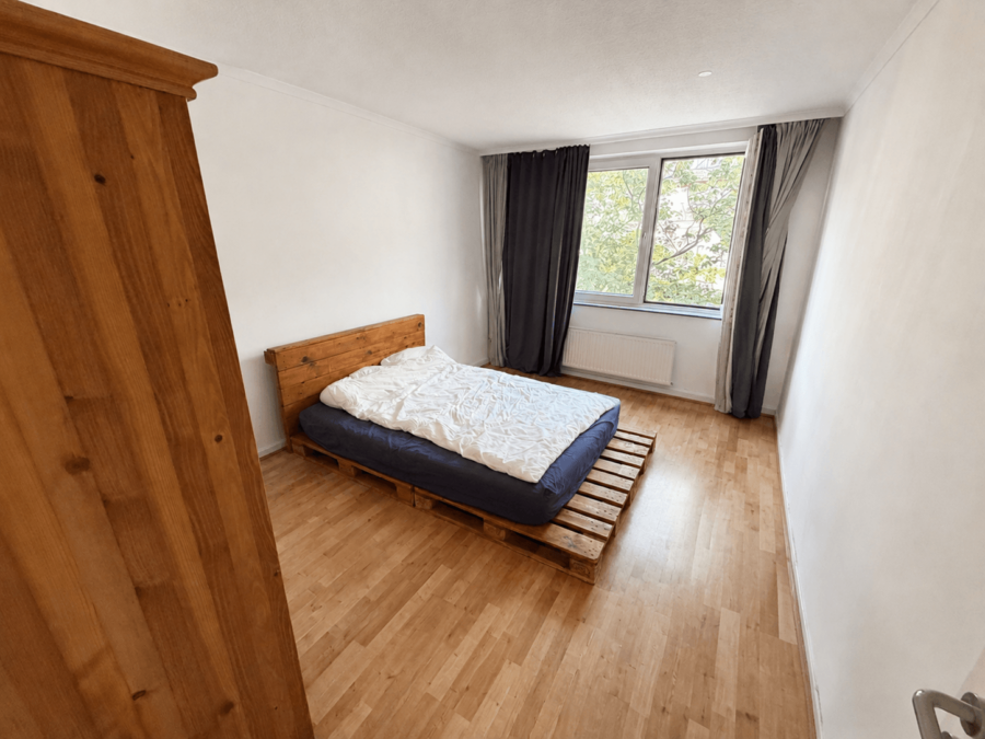 Wohnung Düsseldorf mit KI bearbeitet, 14_50_21