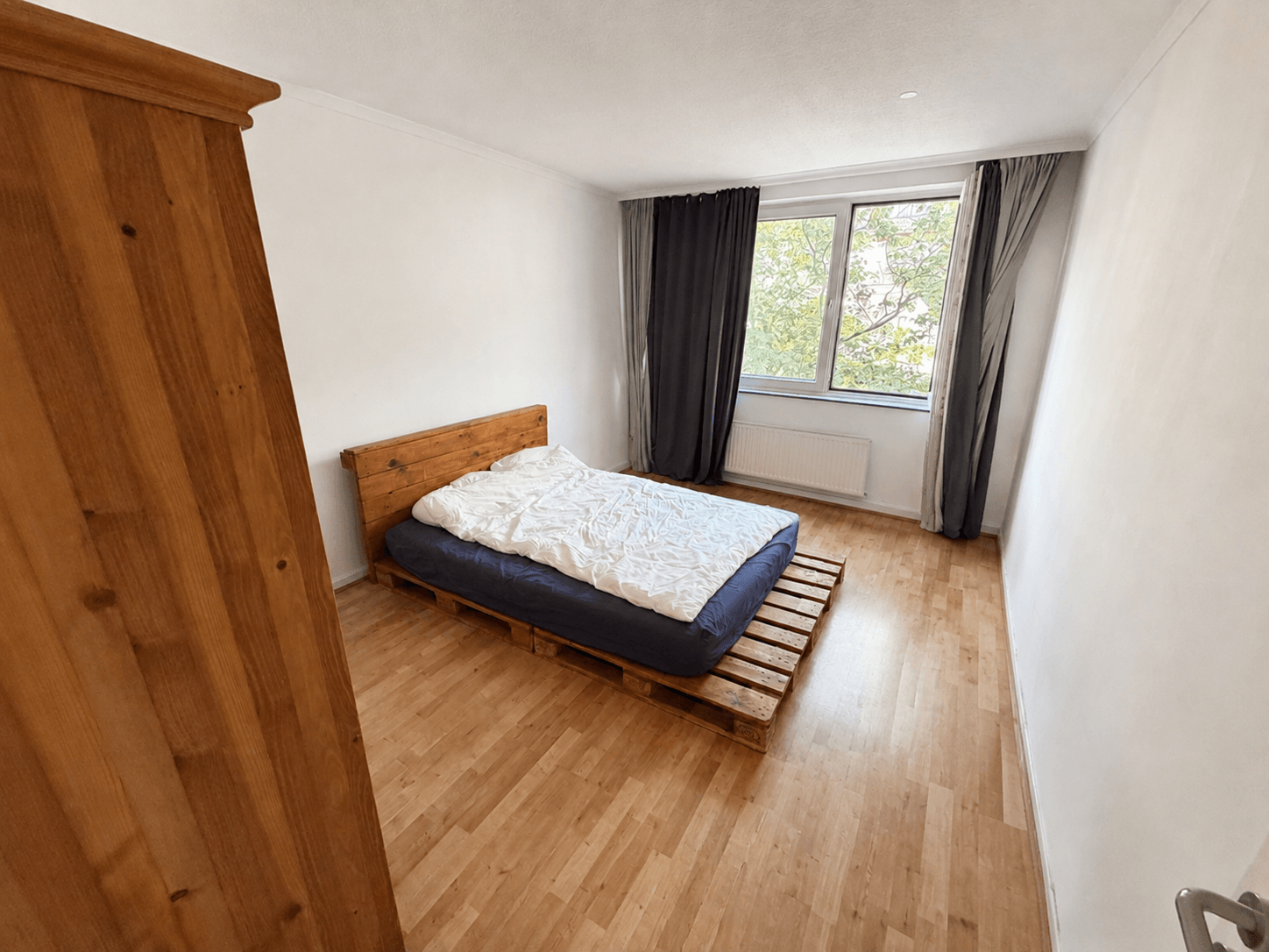 Wohnung Düsseldorf mit KI bearbeitet, 14_50_21