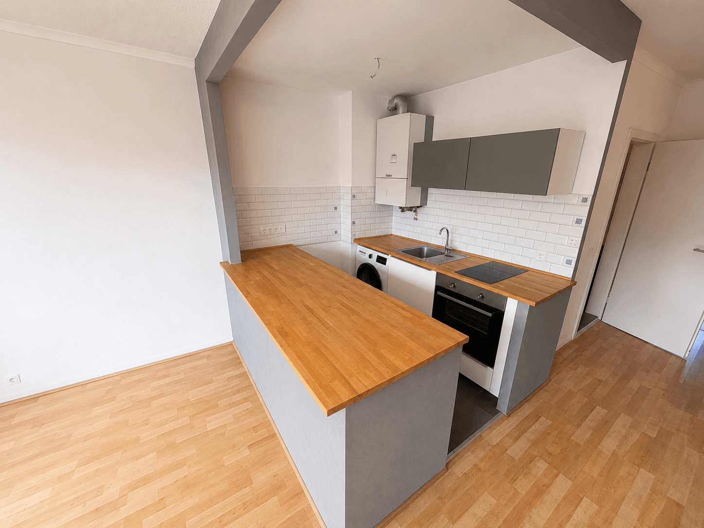 Wohnung Düsseldorf mit KI bearbeitet, 15_01_13