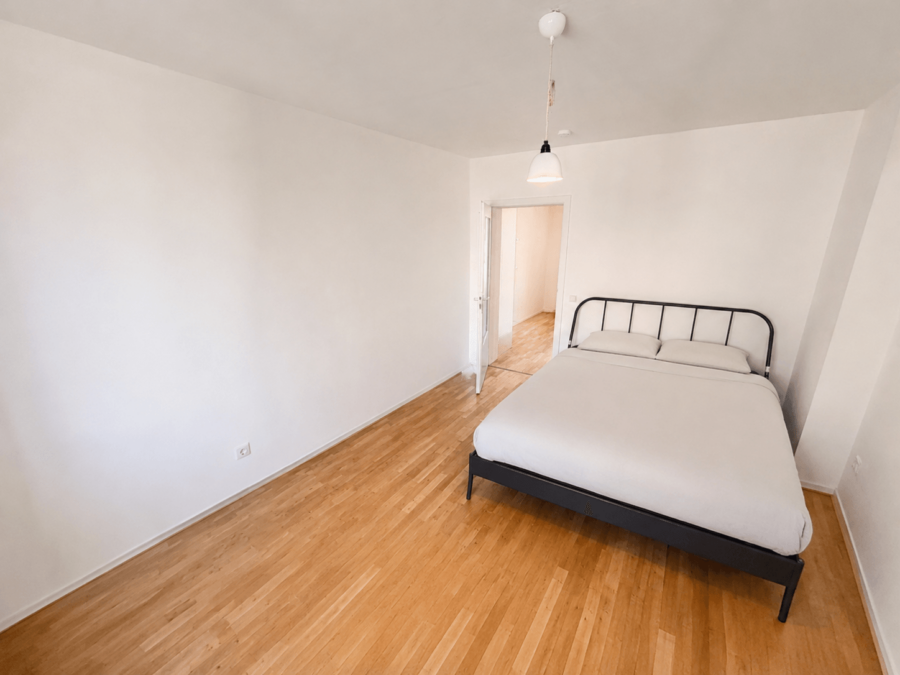 Wohnung Düsseldorf mit KI bearbeitet, 18_26_26