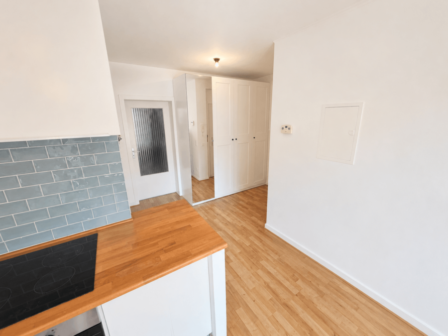 Wohnung Düsseldorf mit KI bearbeitet, 18_35_25